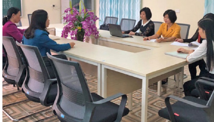 xuan-hoa-tai-tro-ban-ghe-cho-truong-thcs-sa-dec-phu-tho