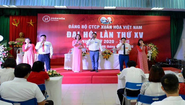 dai-hoi-dang-bo-cong-ty-cp-xuan-hoa-viet-nam-thanh-cong-ruc-ro