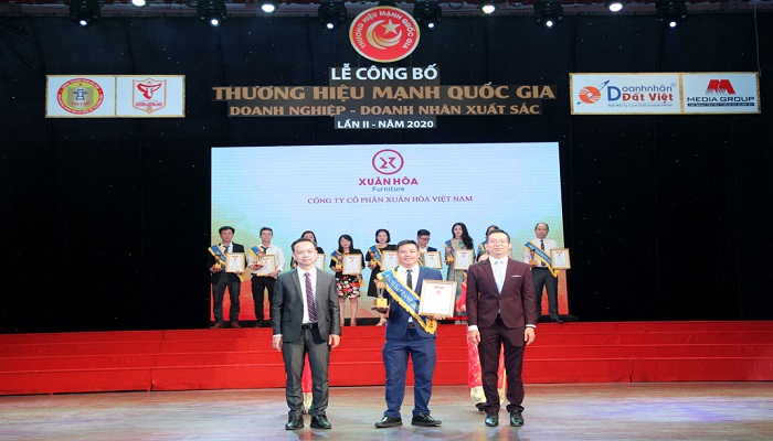 xuan-hoa-duoc-vinh-danh-top-100-thuong-hieu-manh-quoc-gia-2020