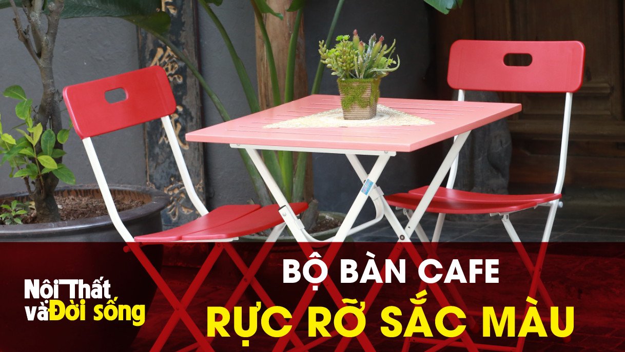 ban-ghe-ca-phe-ruc-ro-sac-mau-cua-xuan-hoa
