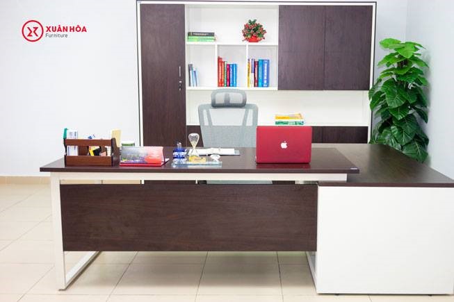 tuyet-chieu-lua-chon-ket-hop-thiet-ke-noi-that-phong-giam-doc-hoan-hao